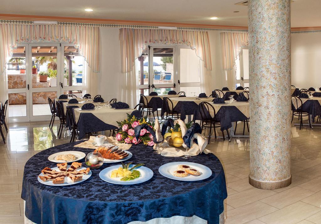 Hotel Alize Santa Cesarea Terme Bagian luar foto