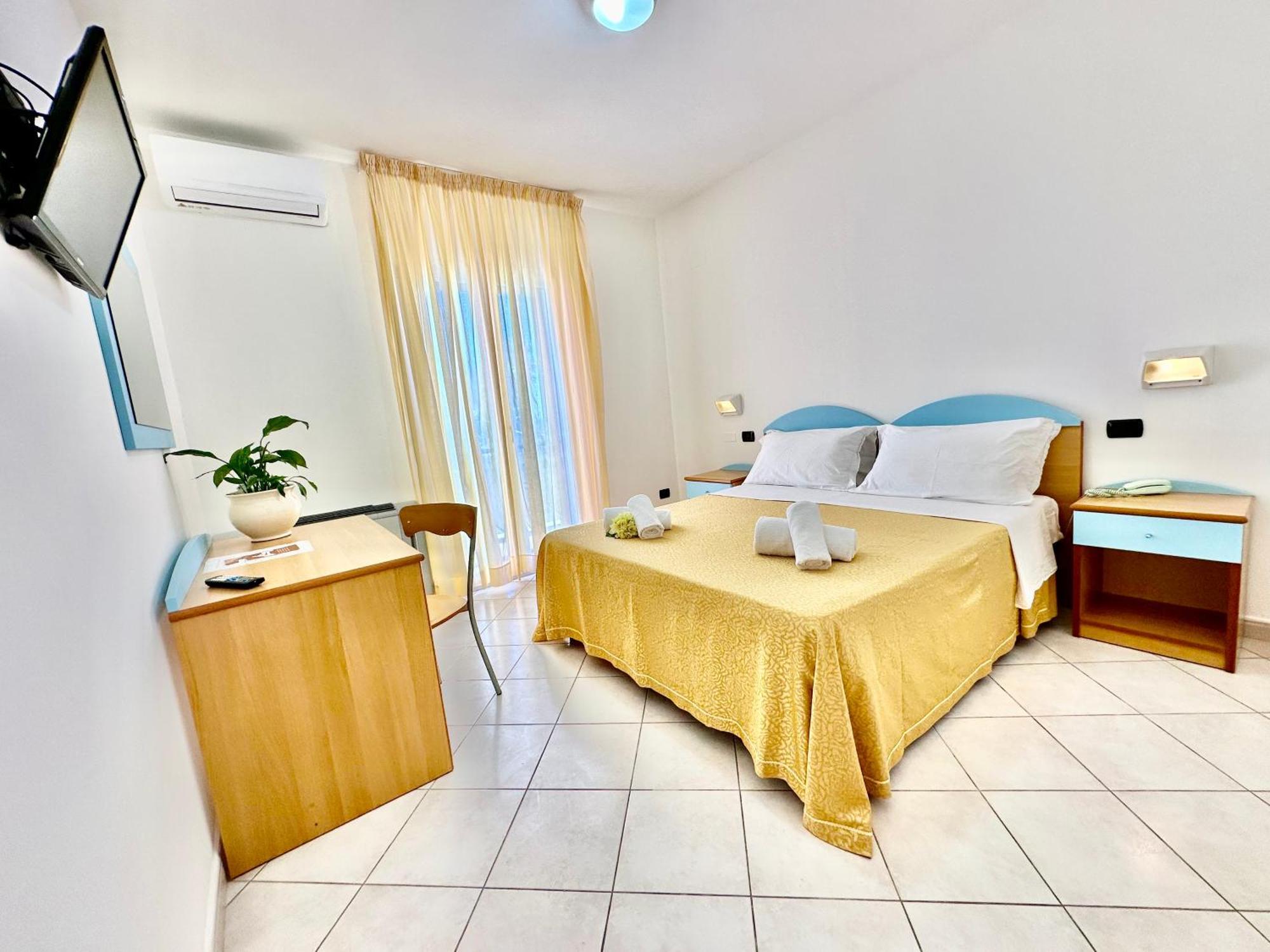 Hotel Alize Santa Cesarea Terme Bagian luar foto