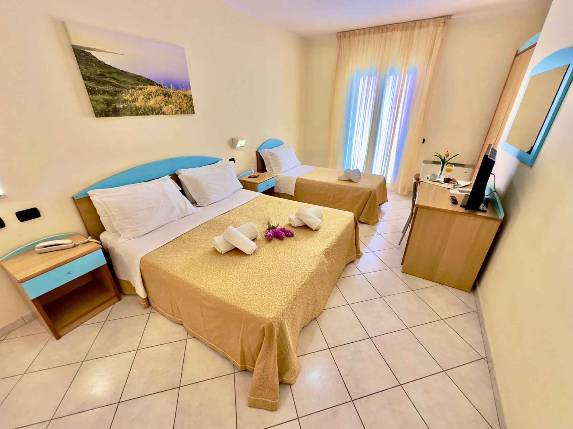 Hotel Alize Santa Cesarea Terme Bagian luar foto