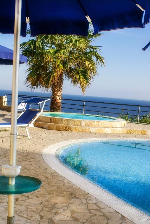 Hotel Alize Santa Cesarea Terme Bagian luar foto