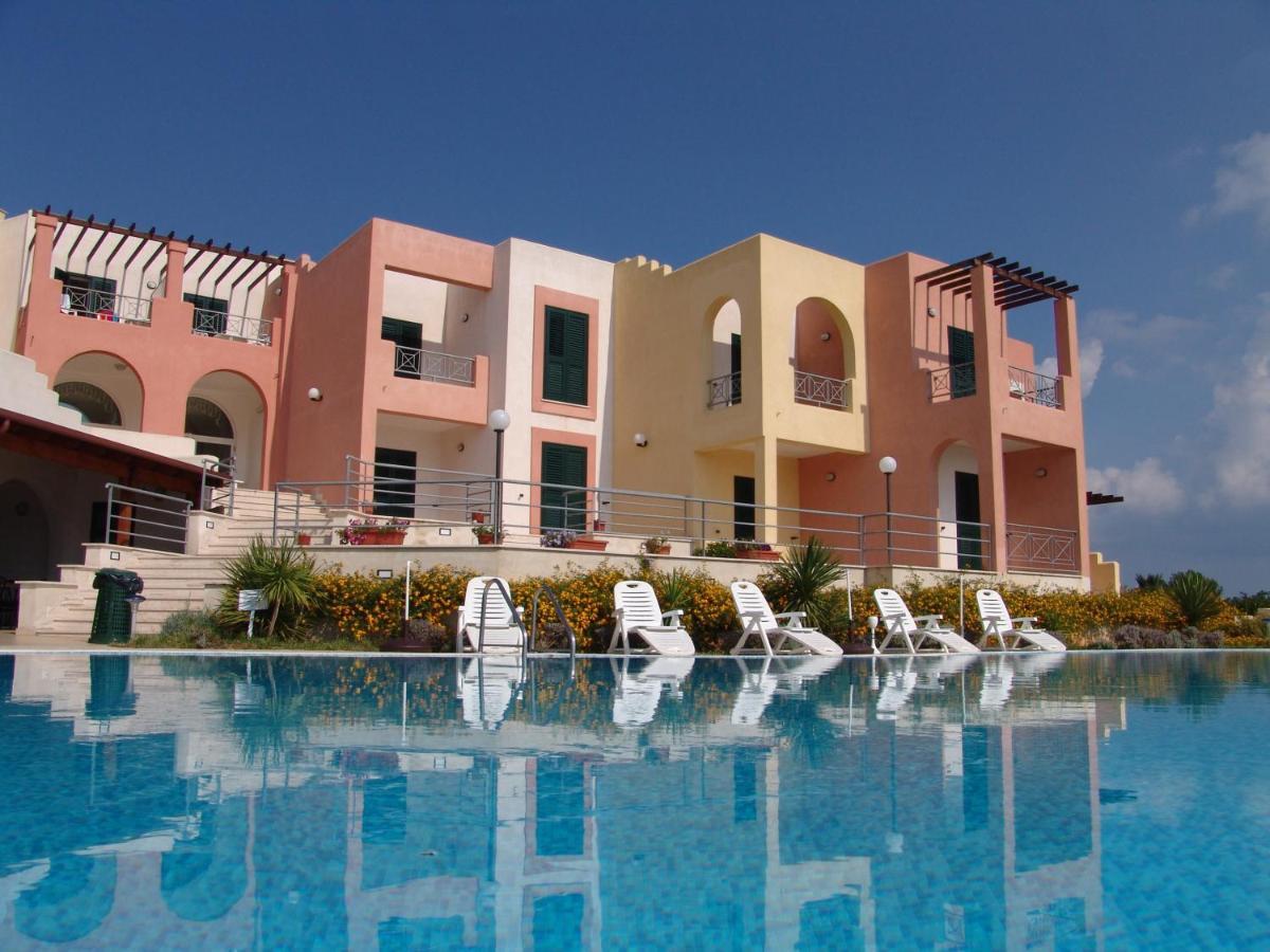 Hotel Alize Santa Cesarea Terme Bagian luar foto